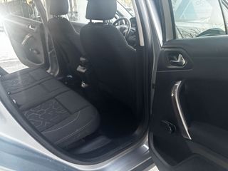 SUV 4X2 Peugeot 2008 1.6 HDI