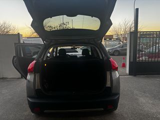 SUV 4X2 Peugeot 2008 1.6 HDI