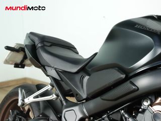 HONDA CB 650 R E-CLUTCH