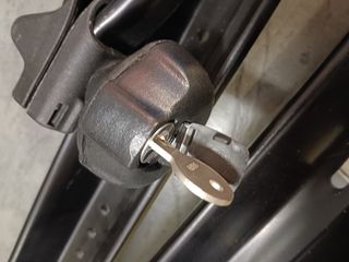 portabicicis de techo con llave e instrucciones UNIK talla S