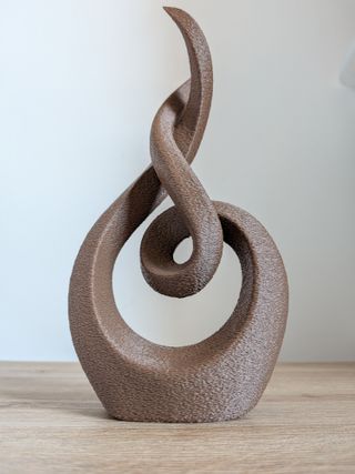 Scultura astratta moderna