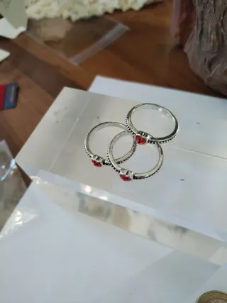 Tris anelli cuore granato indiano