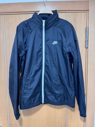 Conjunto deportivo Nike negro