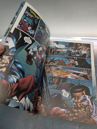 dos cómics CAPITÁN AMÉRICA, el elegido + dos americas (capitán y el halcón)