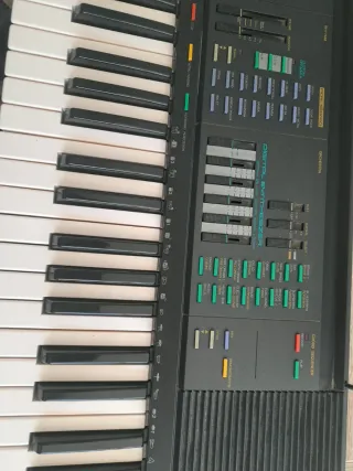 Yamaha PSR-36 Teclado Vintage 80s MIDI