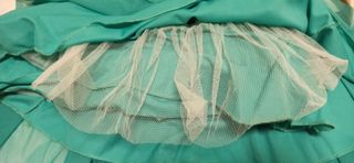 Vestido fiesta turquesa/bronce. M/L. Cuello joya