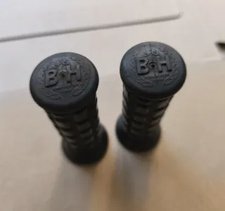 Manopole BH bici classica nere