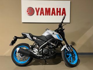 Yamaha MT-125 2025 Blanca y Azul