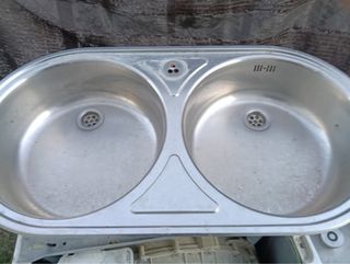 Fregadero doble seno metálico