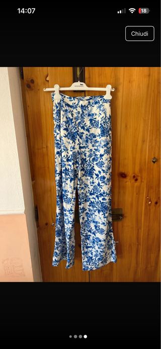 Completo donna fiorato blu e bianco