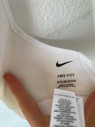 Sujetador deportivo Nike blanco
