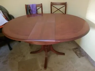 Mesa de comedor de madera extensible