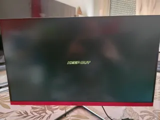 Monitor Gaming Negro y Rojo