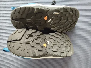 Zapatillas montaña Quechua niño/niña Talla 36