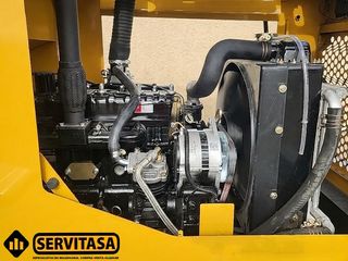 PALA CARGADORA NUEVA 2600KG