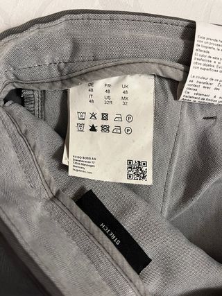 Pantalón Hugo Boss Gris