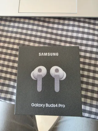 Samsung Buds4 Pro Blancos Nuevos + Factura