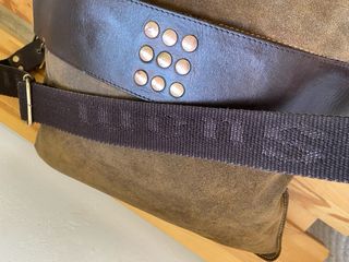 Bolso de piel  ante Suam.