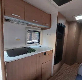 Caravana Adria Aviva 495LX