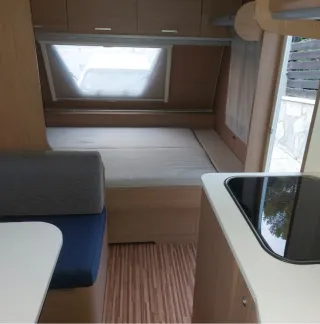 Caravana Adria Aviva 495LX