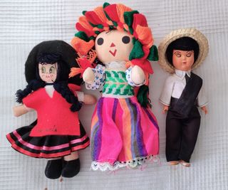 Collezione Bambole Mondo Trapo in Legno