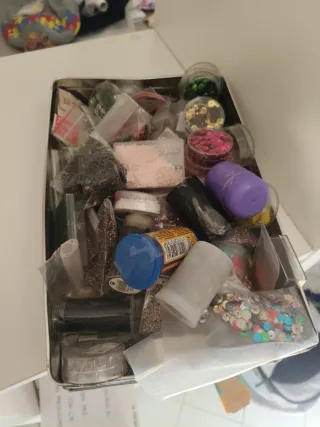 Perline e paillettes varie misure e colori