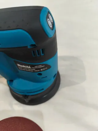 Lijadora Makita 18V con Batería y Plato