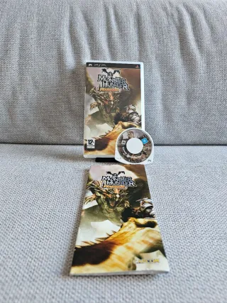 Monster Hunter Freedom PSP completo