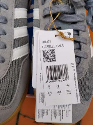 Adidas Gazelle sala grises y blancas