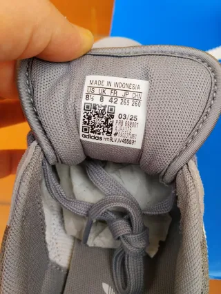 Adidas Gazelle sala grises y blancas