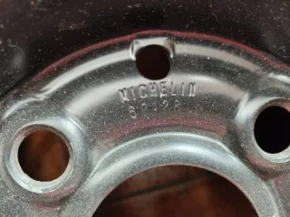 Rueda de repuesto Michelin T105/70R14
