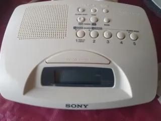 Radio Despertador Sony Dream Machine Beige