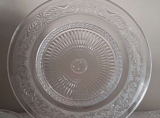 Juego de 6 platos llanos de cristal tallado