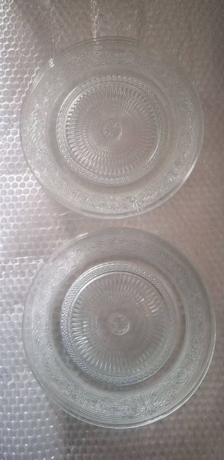 Juego de 6 platos llanos de cristal tallado
