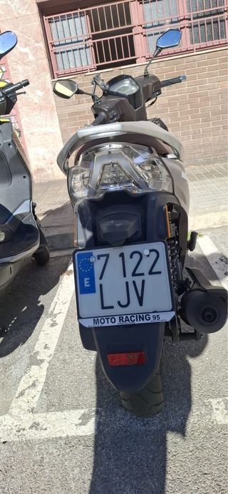 Moto Scooter people s kymko 125i 15.250km año 2020