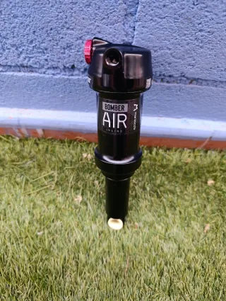 FOX-Marzocchi 185x50mm Bomber inline Trunnion. MTB