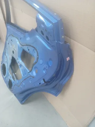 Puerta Toyota C-HR Azul