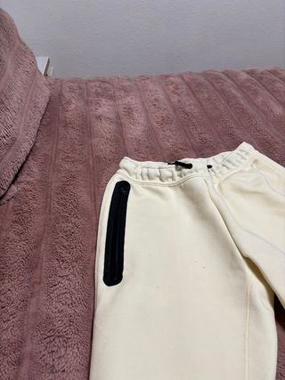 Pantalón Nike Tech XL niño