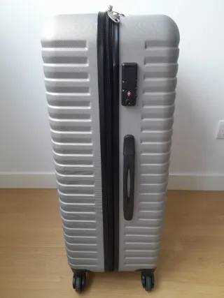 Maleta Primark GRANDE (1 sólo uso)