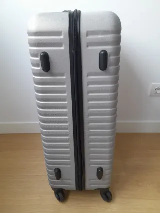Maleta Primark GRANDE (1 sólo uso)
