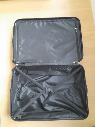 Maleta Primark GRANDE (1 sólo uso)