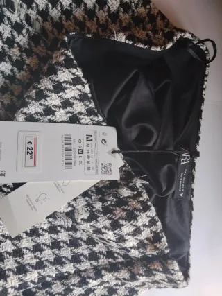 Falda de cuadros blanco y negro