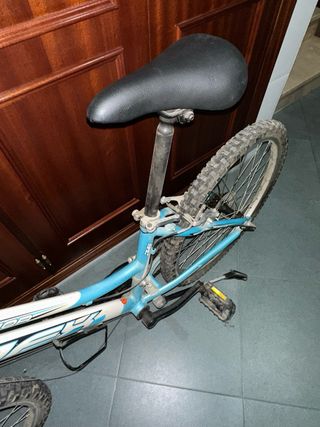 Bicicleta infantile celeste