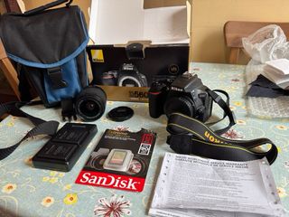 Cámara Nikon D5600 Kit 18-55mm VR