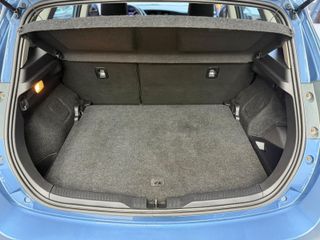 Toyota Auris 1.8 140H Hybrid Active (Business Plus)