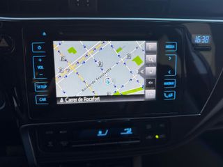 Toyota Auris 1.8 140H Hybrid Active (Business Plus)