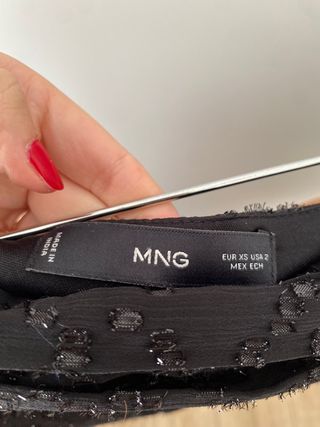 Top Asimétrico Negro