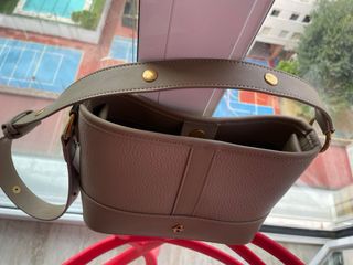 Bolso Tintoretto Beige , con guardapolvo tela .