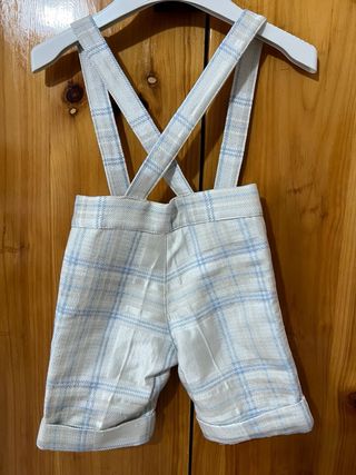Pantaloncini con bretelle 9 mesi