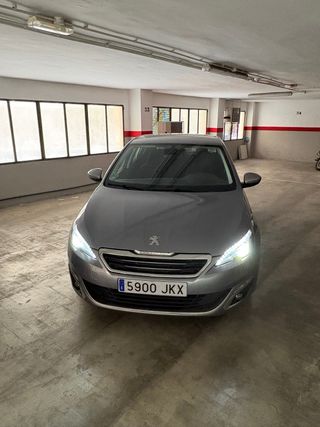 Peugeot 308 2015